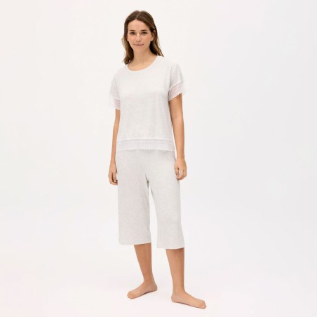 Pijama de Suave Viscosa Pantalón Capri Ysabel Mora
