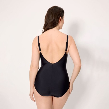 Ysabel Mora Bañador con Control de Abdomen y Copas con Relleno
